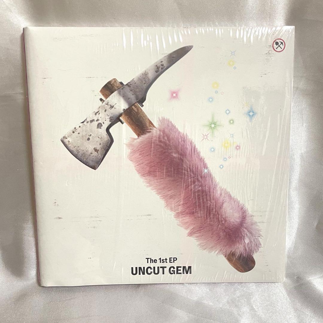 

[USED] KiiiKiii UNCUT GEM DIGGING ver. Korean version album