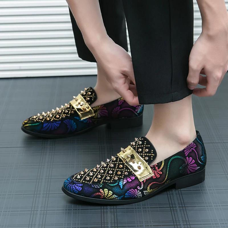 Luxury Designer Men's Studded Rivet Spike Slip On Mens Shoes Man British Rock Punk Wedding Dress Homecoming Shoes for Men