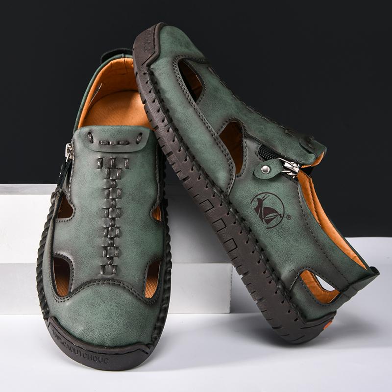 Fashion 2025 New Men's Beach Fashion Sandals Lightweight Male Mens Slip on Shoes Walking Travel Non-Slip Flats Outdoor Summer Footwear