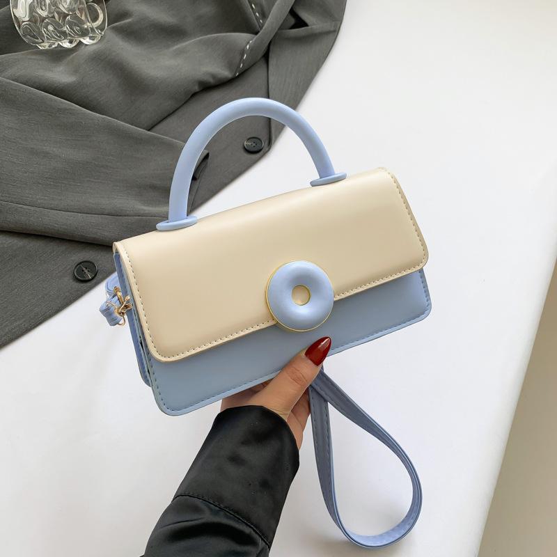 Spring and summer new casual small square bag niche design portable small bag female beautiful commuter shoulder bag