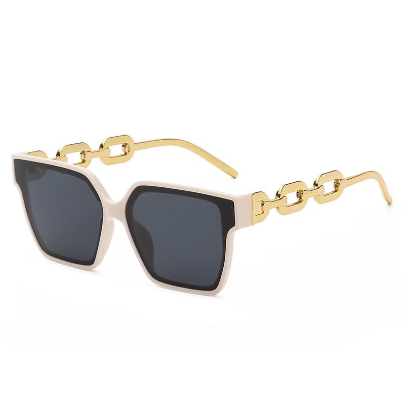 Trendy 2022 Square Chain Sunglasses: Celebrity-Inspired Casual Vacation Style As Shown