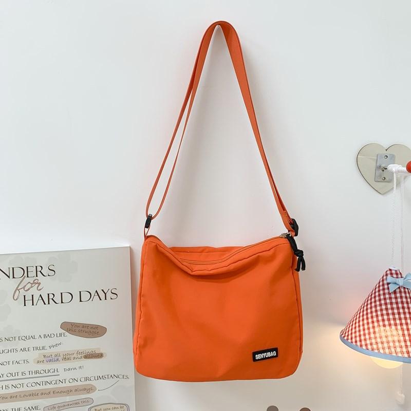 Canvas Bag Women'S Large-Capacity Simple Casual Versatile Commuter Messenger Bag Student Class Shoulder Bag