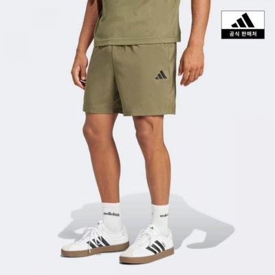 Essentials Small Logo Chelsea Shorts Jf1113