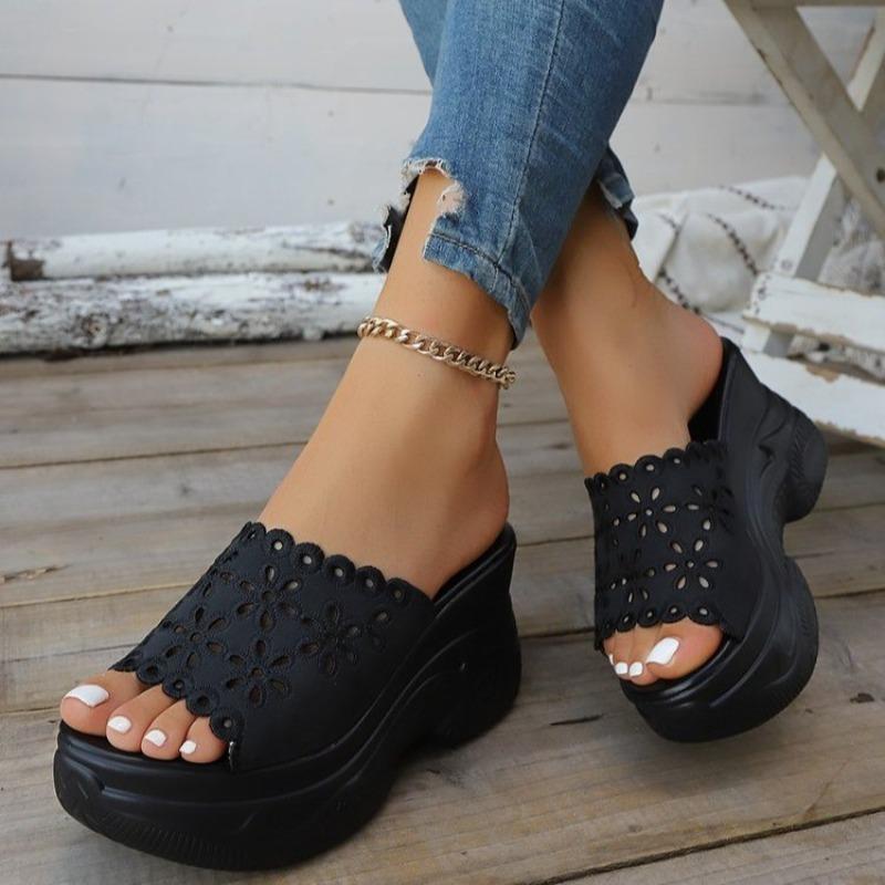 New Vintage Vintage Hollowed-out Round-toe Sandals and Women's Shoes with Plus-size Wedge Heels