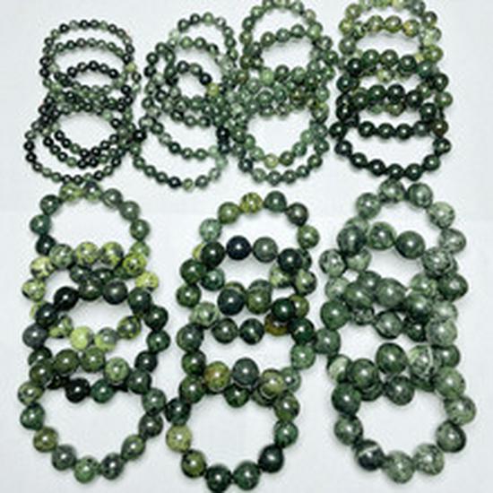 Imperial Green Jade Ladies Bangle - Icy Green Quartzite Jade Bangle