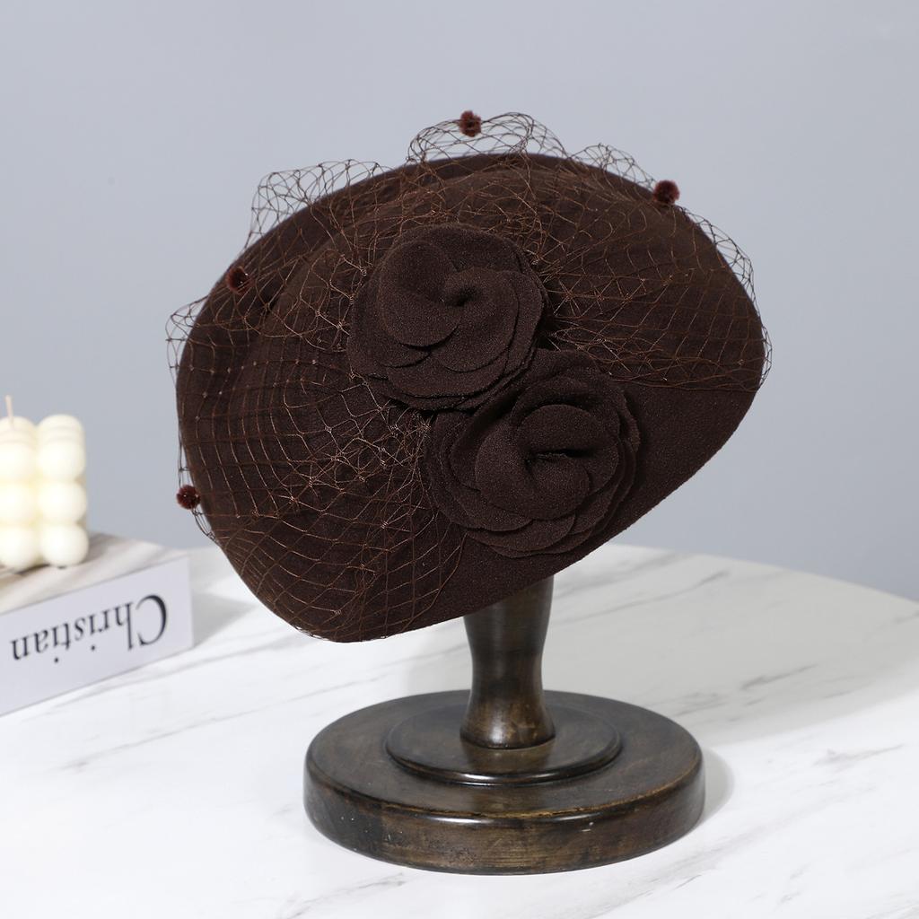 Woolen hat women's autumn and winter top hat fashion trendy flower wool felt hat British retro mesh beret white