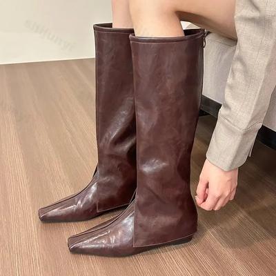 Design Sense  New Long Tube Boots Thick Soled Knight Boots Fashion Retro Pointed Toe Knee High Boots for Women Punk Booties