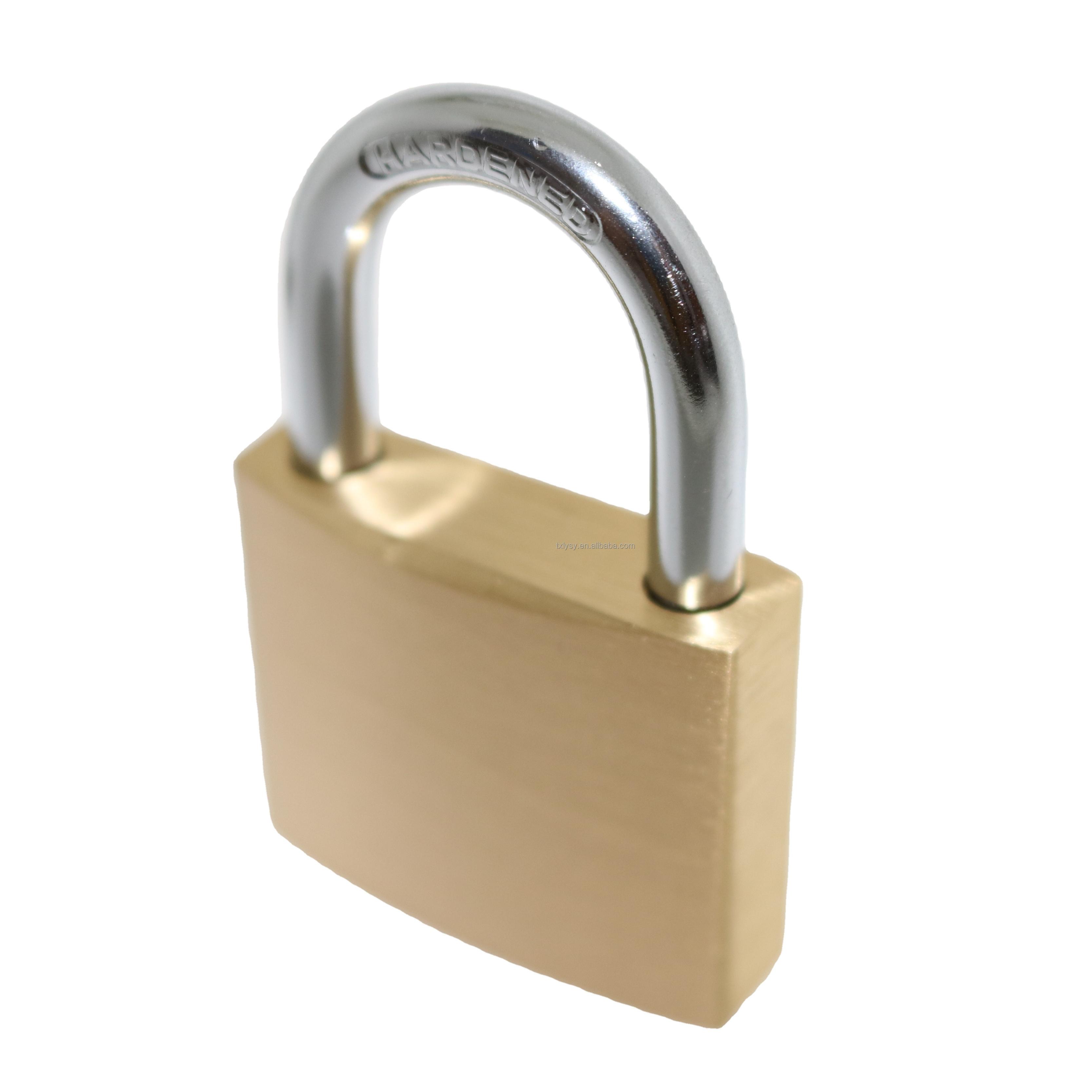 High Quality Padlock Keyed Different Lock Durable Anti-Theft Waterproof 25MM Brass Padlock From Manufacturer (Yellow,Brass&Padlock)