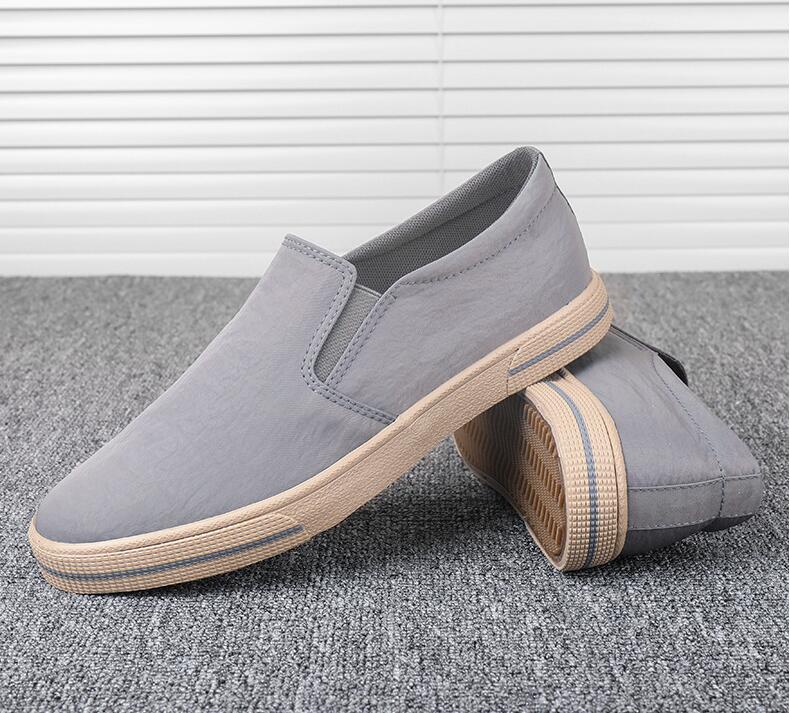 

New Men Canvas Shoes Breathable Outdoor Mens Casual Shoes Comfortable Spring Autumn Flat Shoes Black Walking Sneakers 38 серый