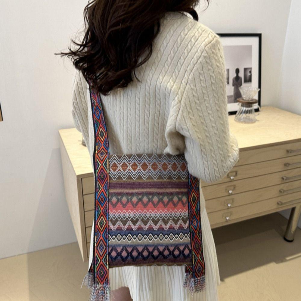 Tassel Ethnic Style Crossbody Bags Woven Bag Bohemian Shoulder Bag Fringe Shoulder Bag  Travel