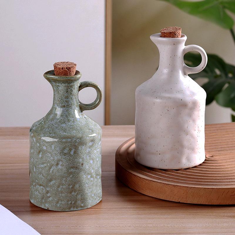 European-style Kitchen Oil Pot Household Sauce Vinegar Pot Irregular Hand-kneading Texture Ceramic Oil Bottle Cover Leak-proof