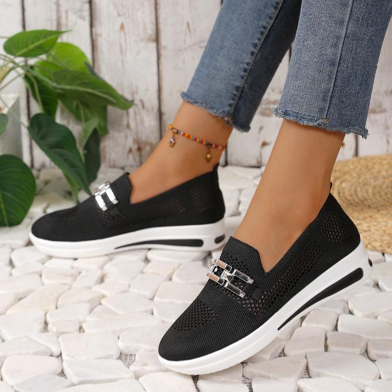 Spring new metal chain slope heel thick sole one pedal breathable and lightweight mesh large size casual single shoes women
