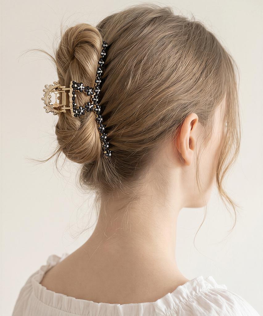 Dieuamour Blanc Floral Cubic Hair Clip