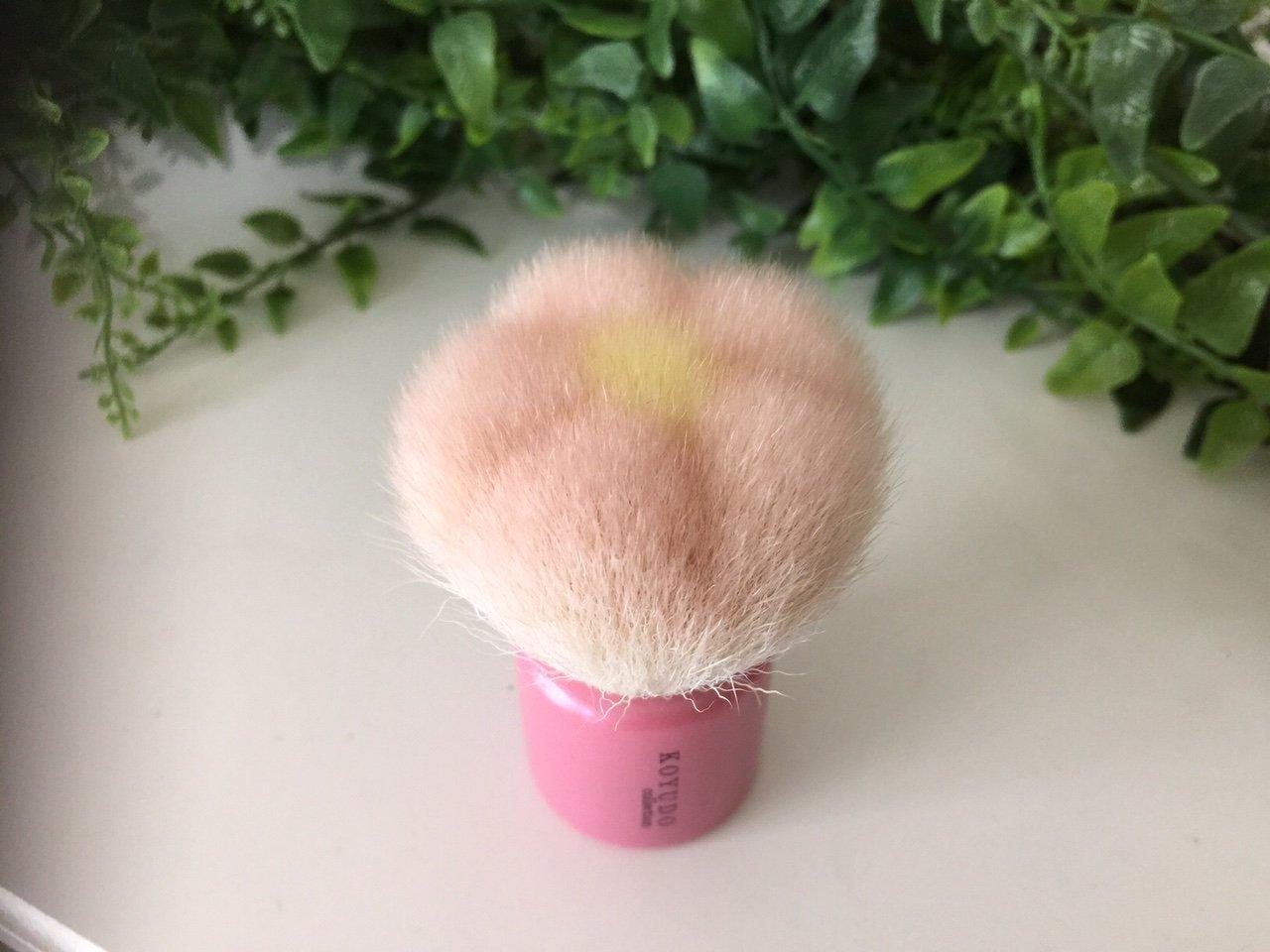 

Kumano Brush Flower Facial Cleansing Brush KOYUDO Collection (Pink) розовый