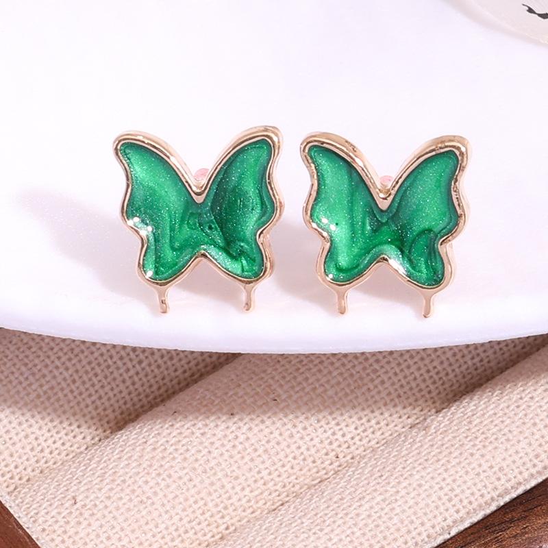 Ear jewelry exquisite simple sweet three-dimensional butterfly stud earrings female ins blogger with the same small earrings golden gift