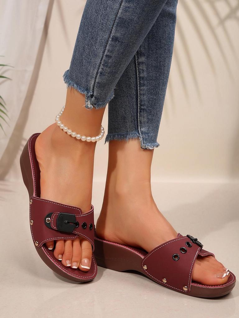 Übergröße Schnallenriemen Nieten Plateau Sandalen - Damen 2025 Frühling/Sommer Kollektion