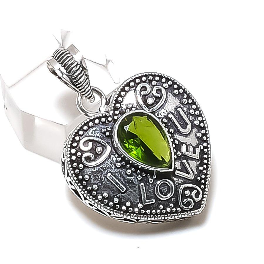 Natural Peridot Gemstone Handmade 925 Sterling Silver Jewelry Pendant 1.46 ETC-13941