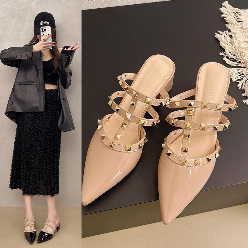 Fashion 2025Lady Shiny Gold Rivets T- Strap Sandals  Med Heels Slippers Summer Mujer Sexy Dress Shoes Patent Leather And Matte Claussure