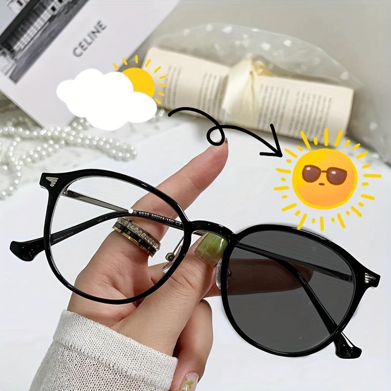 Women's Photochromic Glasses Minimalist Style for Beach Parties Camping Hiking Fashion Accessory