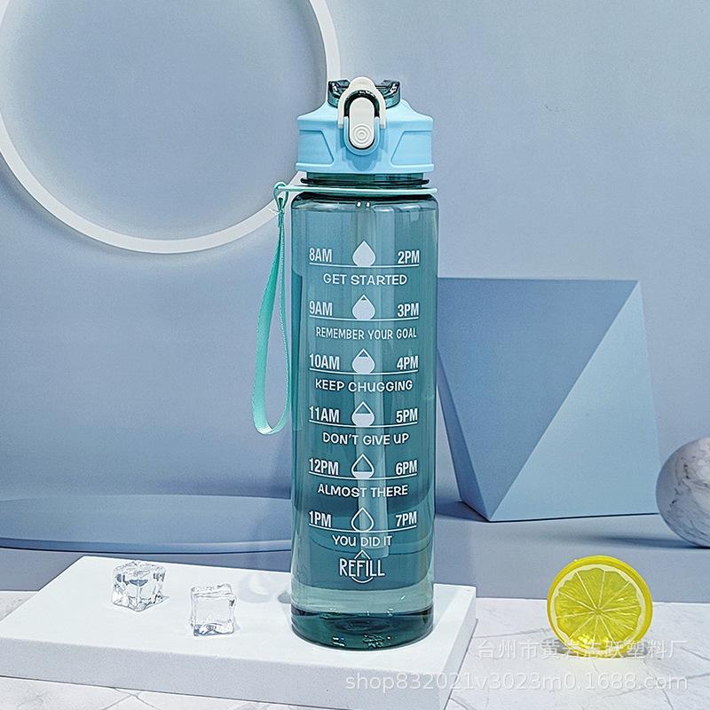 750ml Men's Durable Pop-up Lid Water Cup with Straw and Handle for Outdoor Sports