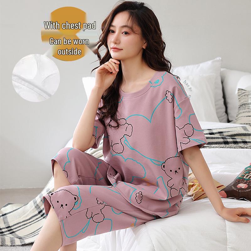 

Женский летний пижамный комплект 2025: Топ с коротким рукавом и нагрудными вкладышами и брюки капри XXL (70-80 kg)