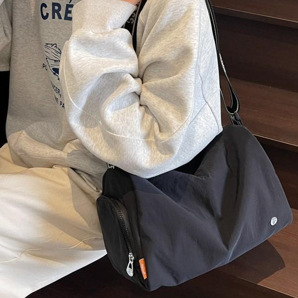 New Casual Sports Style Large-capacity Messenger Bag Women's Daily Multi-purpose Shoulder Bag