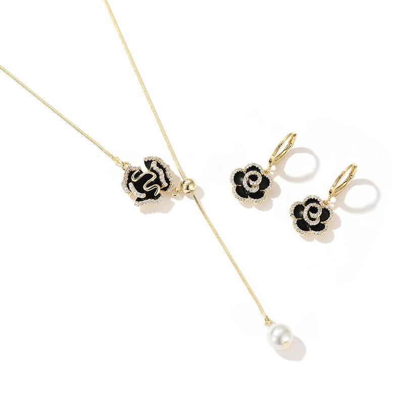 Design Sense Exquisite Black Camellia Pendant Flower Earrings 2026 New Jewelry Party Girls' Luxury Accessories For Women's Gift