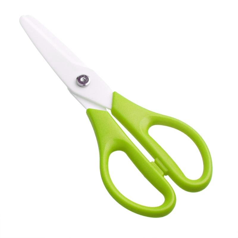 

Ceramic Scissors for Cutting Cooked Food Durable and Safe for Meat, Fish, and Vegetables Ergonomic Handle for Effortless Use зелений