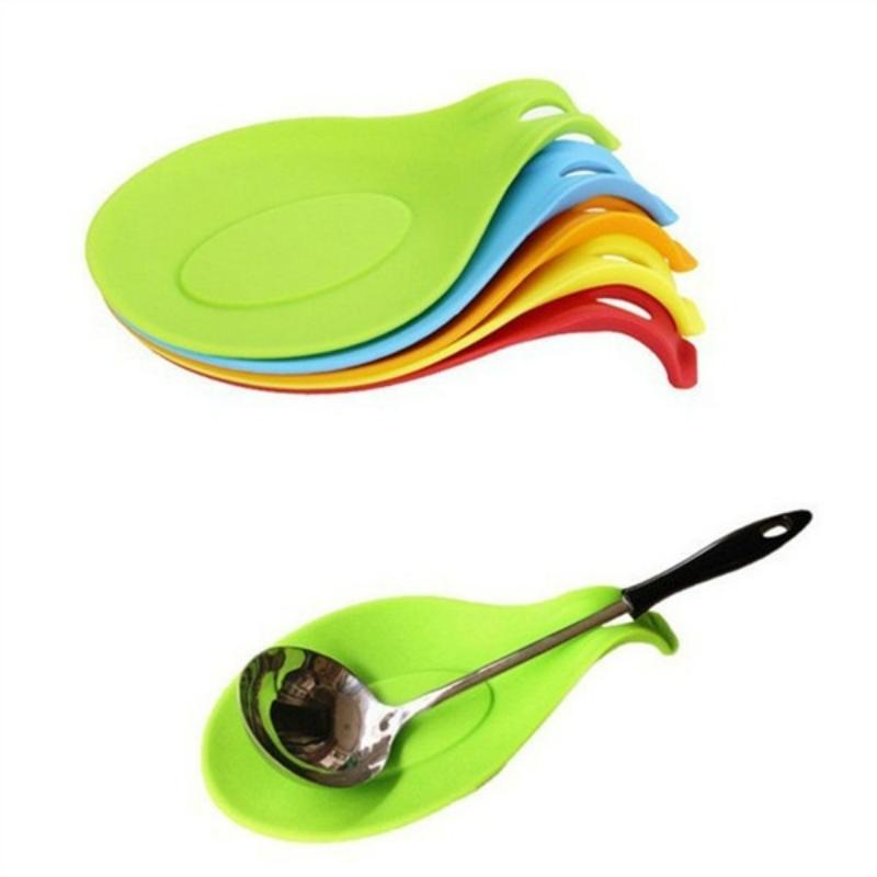 1pc Colorful Silicone Spoon Rest - Heat-Resistant, Durable Kitchen Mat for Spoons & Forks, Easy to Clean, Random Color Selection