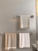 Handtuchhalter für Zuhause Badezimmer Perforierter Saugnapf, Wandmontiertes Aufbewahrungsregal Toilettenaufbewahrung, Badezimmerhandtuchstange