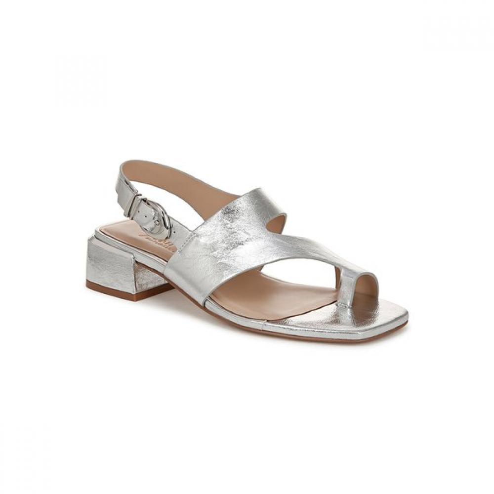 naturalizer Women S Comfort Sandal Audra 8ntadr5m7d Silver