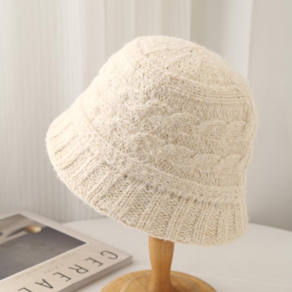 Autumn and winter warm new knitted wool twist bucket hat women's solid color ear protection face small fisherman hat dome