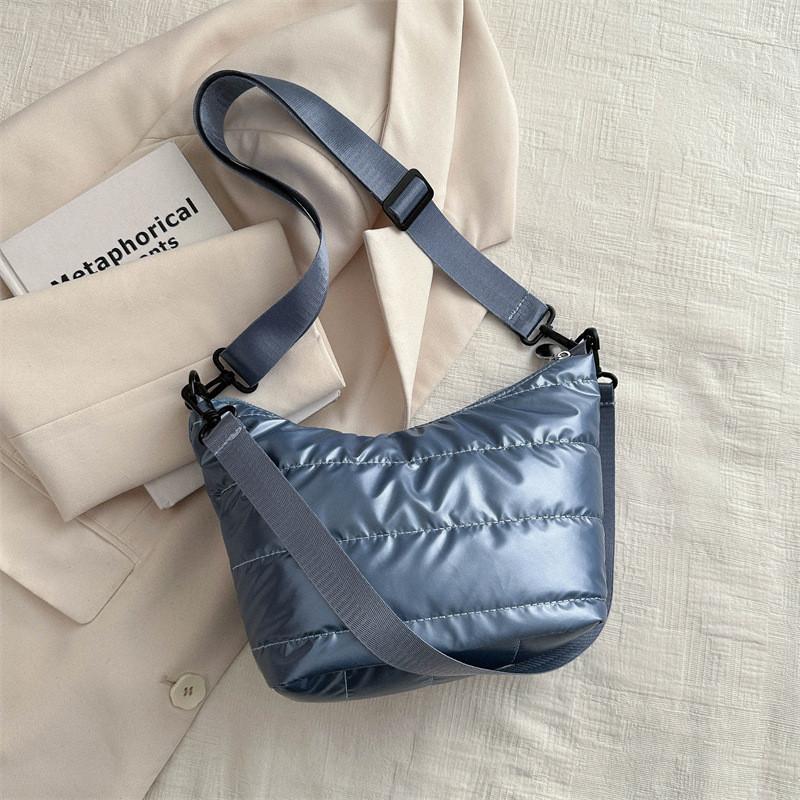 IELGY Casual Dumpling Bag Solid Color Ladies Shoulder Messenger Bag