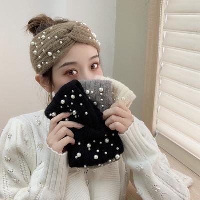 Autumn and Winter Warm Knitted Wool Hairband with Wide Brim, Japanese and Korean Style Pearl Hair Accessory, Versatile Hair Accessory Hat.