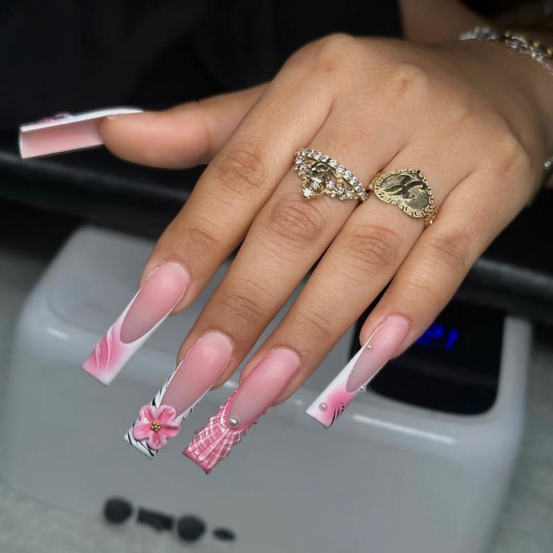 INS Hot Selling Accept Customization Duck Shape Artificial Fingernails Manicure False Nails with Glue Stickers Press on Nails