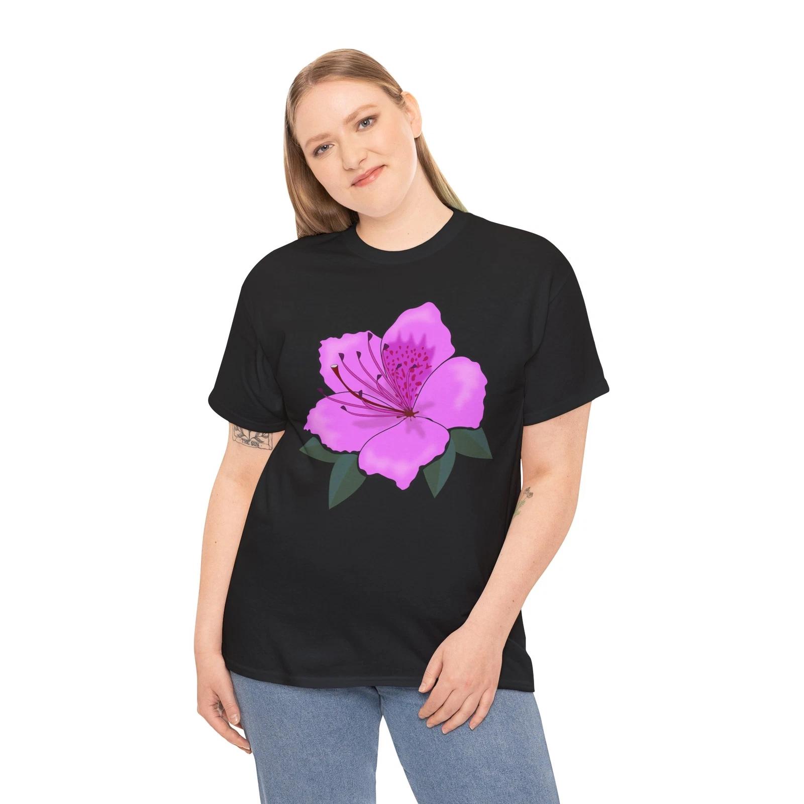 

Vintage Rose T-Shirt - Classic Floral Tee for Romantic & Retro Fans S