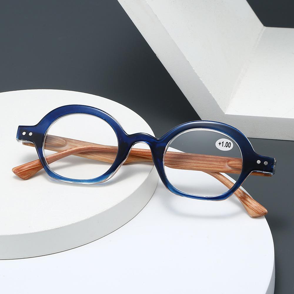 New Wood-Grain Pattern Pinpoint Presbyopia Glasses Small-Frame Oval Reading Glasses For Men And Women With Blue Light Protection