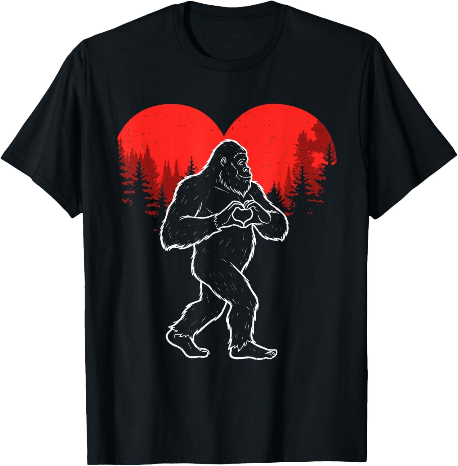 Bigfoot Valentines Day Heart Sasquatch Valentine Mens Boys T-Shirt S разноцветный