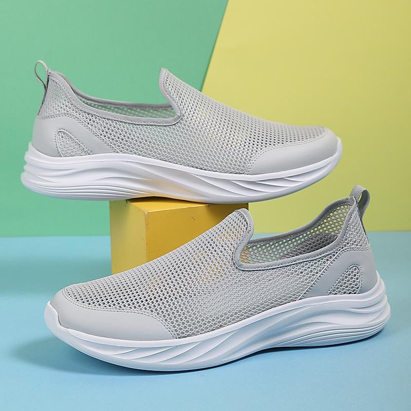 

Large size lazy shoes summer new breathable mesh shoes comfortable versatile lightweight casual shoes 46 светло-серый