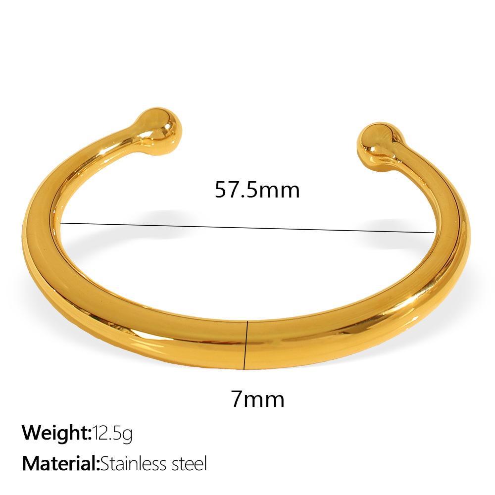 Fashion Titanium Steel Gold Plated Smooth C Shaped Open Bracelet Premium Retro Bracelet