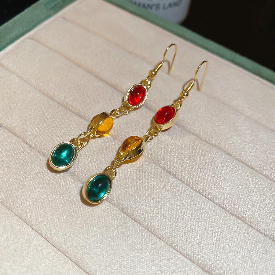 Ensemble boucles d'oreilles et collier perles vintage: Collection Exquise de Bijoux Rétro de Niche