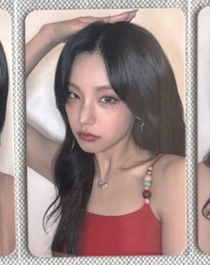 

[USED] itzy Yeji Air BDM Autograph Session Limited Trading Card F