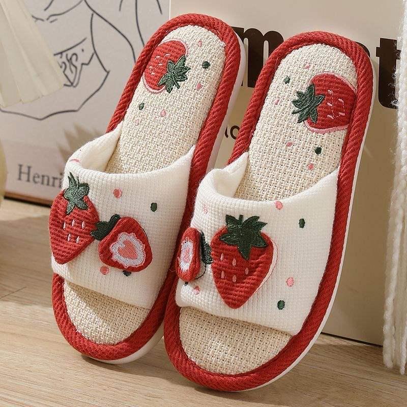 Korean Style Non-Slip Linen Strawberry Slippers for Women – Breathable, Sweat-Absorbent, Silent, Indoor Comfort for All Seasons
