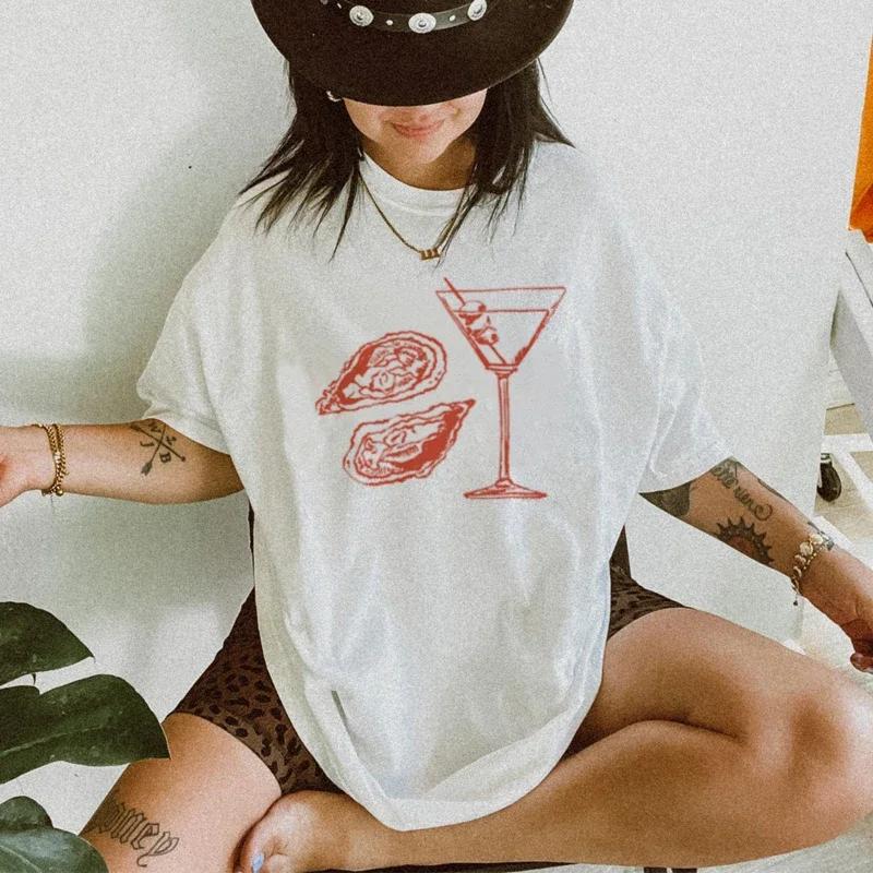 Martini Oyster Print 90s Retro Graphic Tees Women Grunge Streetwear T-Shirts Cocktail Food Shirt Vintage Y2k Aesthetic Clothes