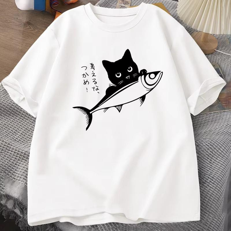 Black Cat T-Shirt Funny Japanese Fish Tshirt Kawaii Cat Lover T Shirt Women Men Graphic T Shirts Summer Cotton Tops Clothing