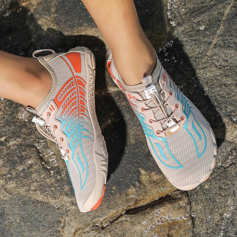 Men Barefoot Water Shoes Quick Drying Beach Wading Sneakers Women Breathable Light Beach Aqua Shoes for Swimming Surfing Sailing