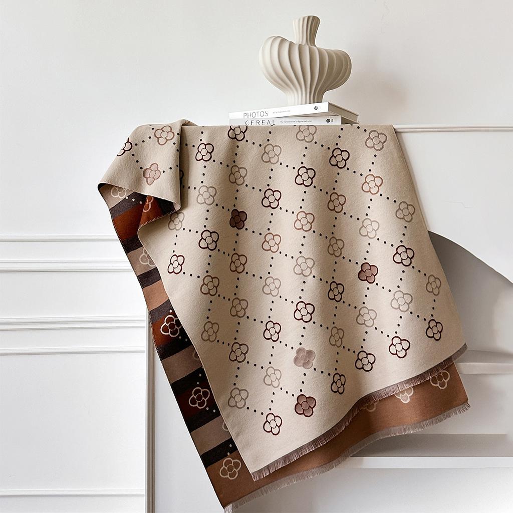 Winter Small Flower Printed Scarf Versatile Girl Shawl Women'S Long Thickened Warm Scarf Women