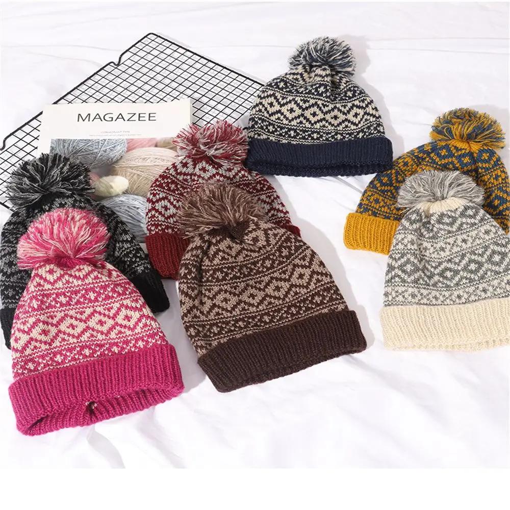 Unisex Womens Winter Warm Pom Pom Hat Cable Bobble Hat Pom Wooly Cap Knitted Beanie Cap