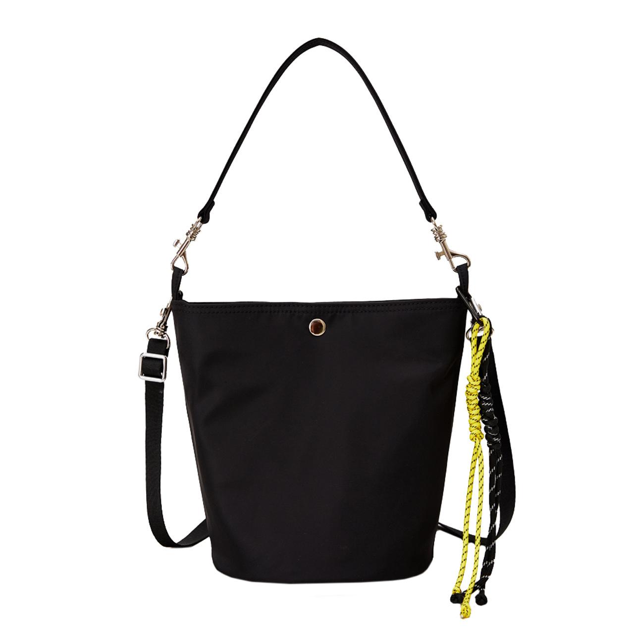 

Женская сумка Японская мода Ленивая повседневная сумка-тоут Простая на плечо Через плечо Нейлоновая сумка-ведро Small чёрный