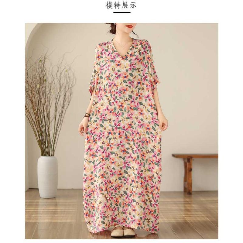 Vintage Vacation Style Enlarged Flesh Covering Thin V-neck Long Dresses